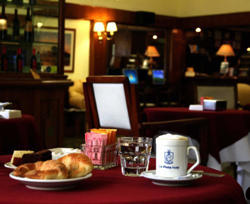 La Plata Hotel Extérieur photo